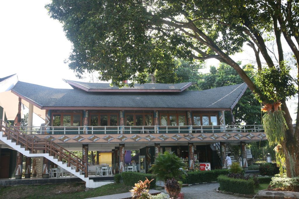 Casa tradicional em Papua Rumsam