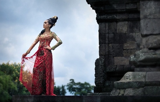 Historien om Prambanan Temple: Legend and Prambanan Temple Structure and Parts